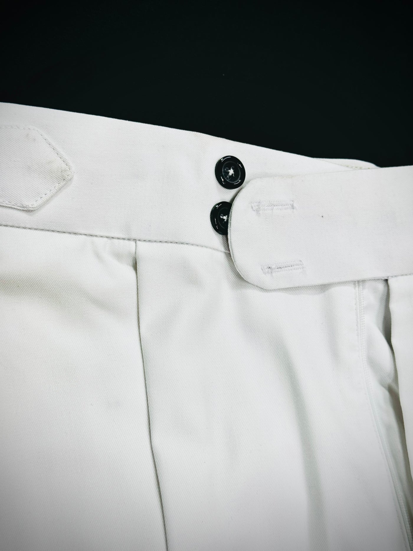 PURE WHITE PLEATED SIDE TAB TROUSER